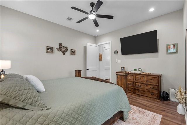 8228 Avenue L, Santa Fe, TX 77510