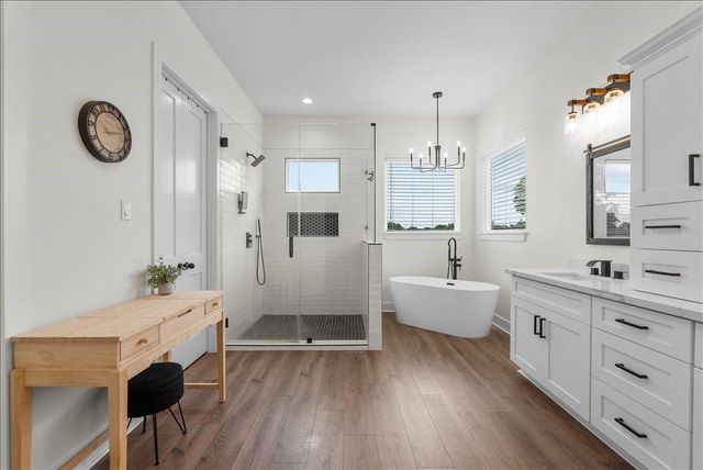 8228 Avenue L, Santa Fe, TX 77510