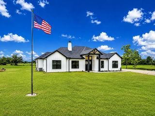 8228 Avenue L, Santa Fe, TX 77510