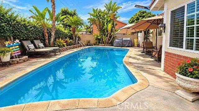 1622 W Cris, Anaheim, CA 92802