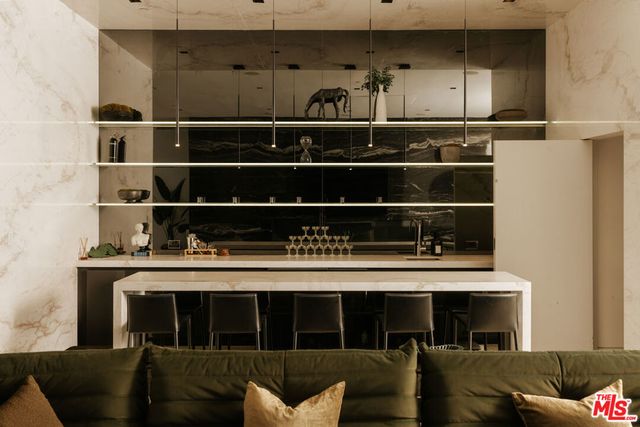 1536 Blue Jay Way, Los Angeles, CA 90069