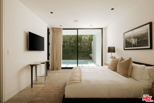 1536 Blue Jay Way, Los Angeles, CA 90069