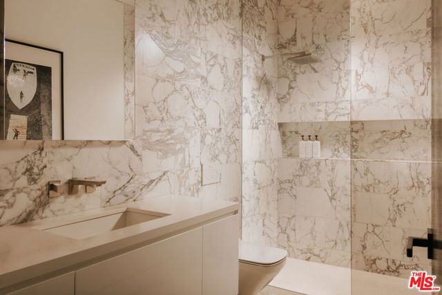 1536 Blue Jay Way, Los Angeles, CA 90069