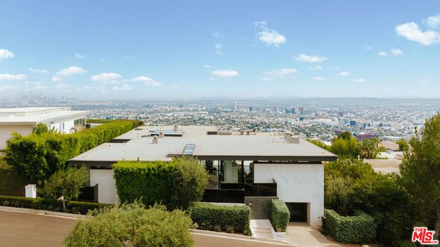 1536 Blue Jay Way, Los Angeles, CA 90069