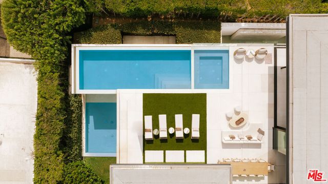 1536 Blue Jay Way, Los Angeles, CA 90069