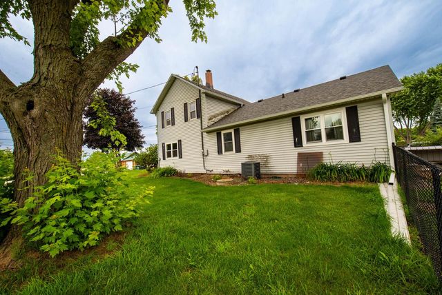 536 89th STREET, Twin Lakes, WI 53181