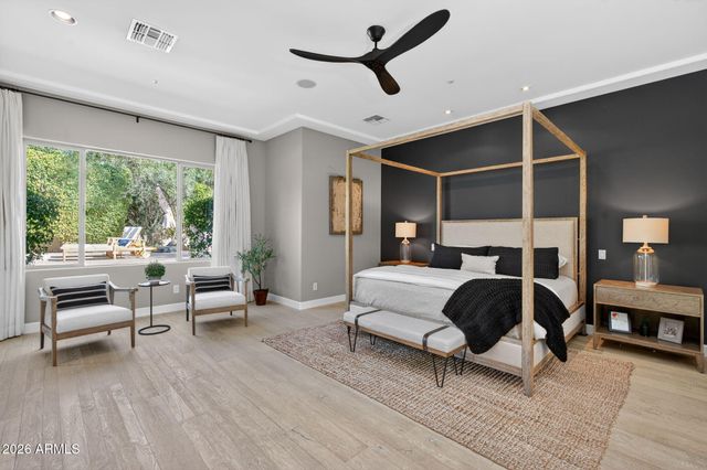 7624 E SOLANO Drive, Scottsdale, AZ 85250