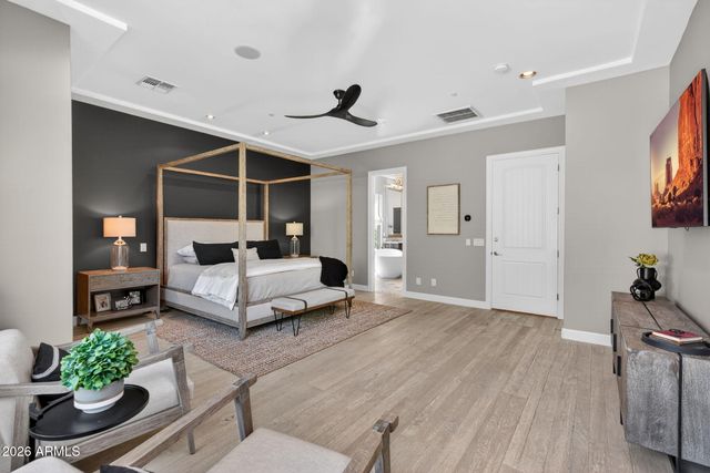 7624 E SOLANO Drive, Scottsdale, AZ 85250