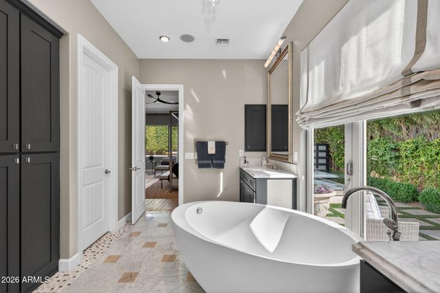 7624 E SOLANO Drive, Scottsdale, AZ 85250