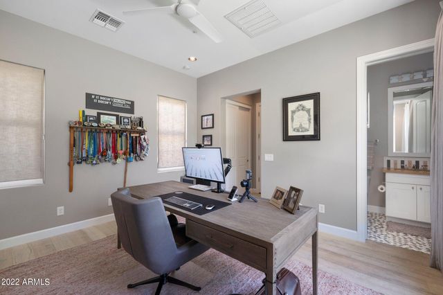 7624 E SOLANO Drive, Scottsdale, AZ 85250