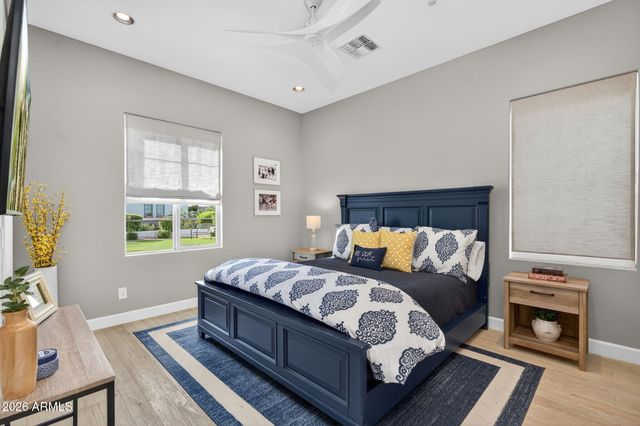 7624 E SOLANO Drive, Scottsdale, AZ 85250