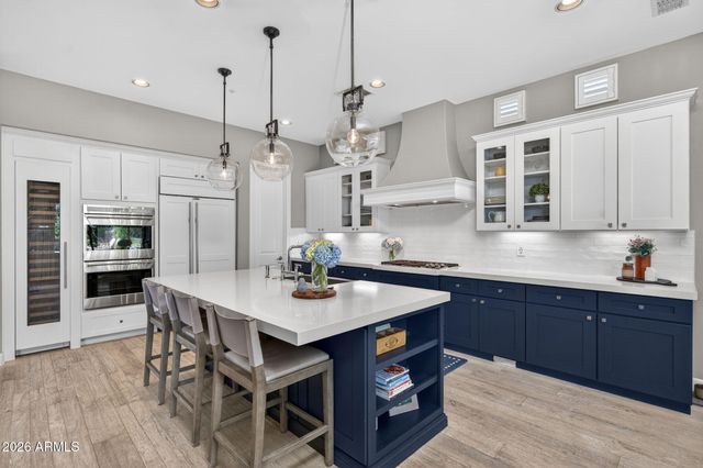 7624 E SOLANO Drive, Scottsdale, AZ 85250