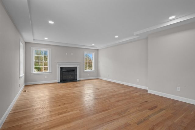 20 Sophie Ruth Way, Tewksbury, MA 01876