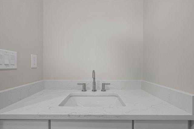 20 Sophie Ruth Way, Tewksbury, MA 01876