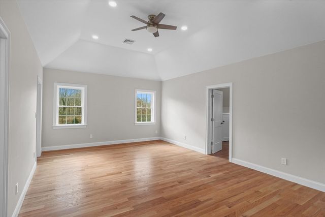 20 Sophie Ruth Way, Tewksbury, MA 01876