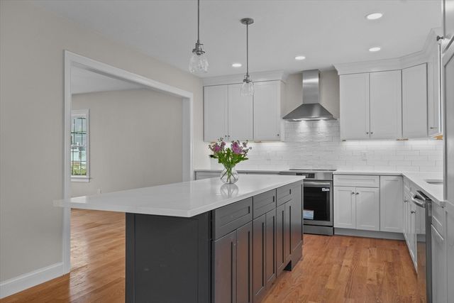 20 Sophie Ruth Way, Tewksbury, MA 01876