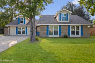 103 Barcelona Court, Bay Saint Louis, MS 39520