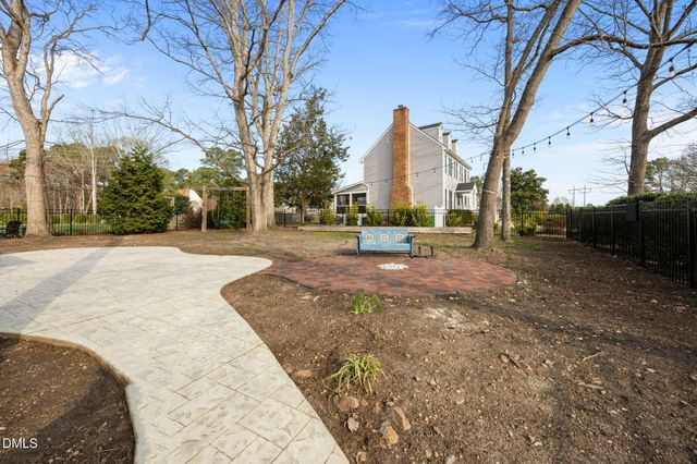 8309 Harps Mill Road, Raleigh, NC 27615