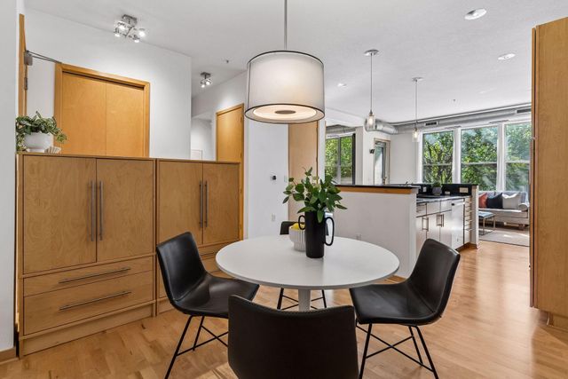 3640 Wooddale Avenue S 111, Saint Louis Park, MN 55416