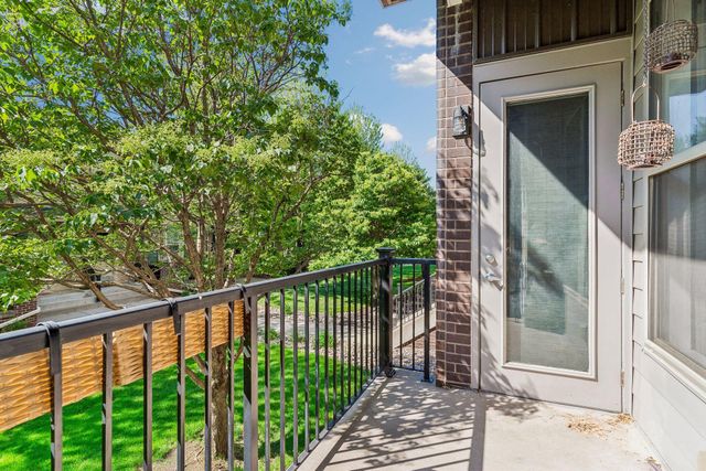 3640 Wooddale Avenue S 111, Saint Louis Park, MN 55416