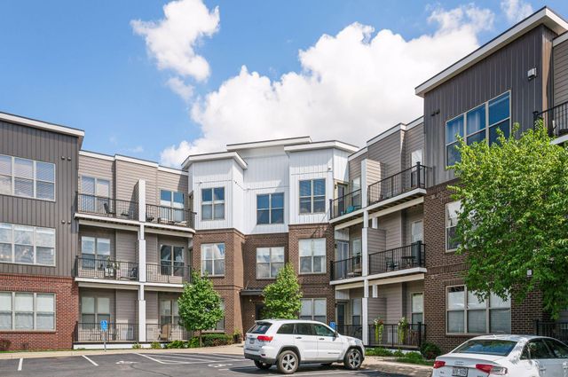 3640 Wooddale Avenue S 111, Saint Louis Park, MN 55416