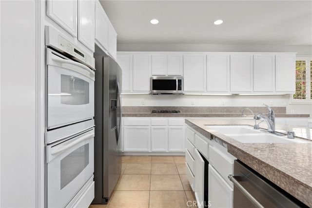 34 Shoreline Drive, Rancho Mirage, CA 92270
