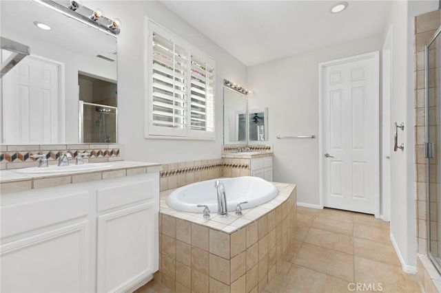 34 Shoreline Drive, Rancho Mirage, CA 92270