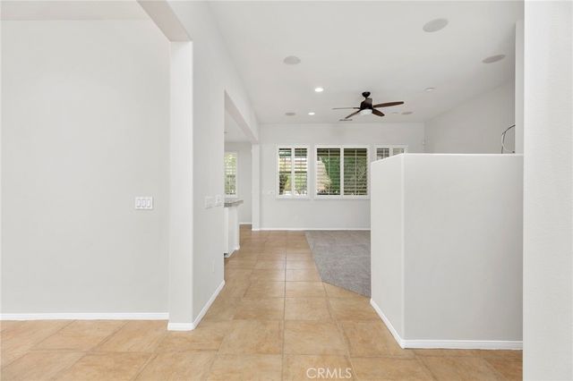 34 Shoreline Drive, Rancho Mirage, CA 92270