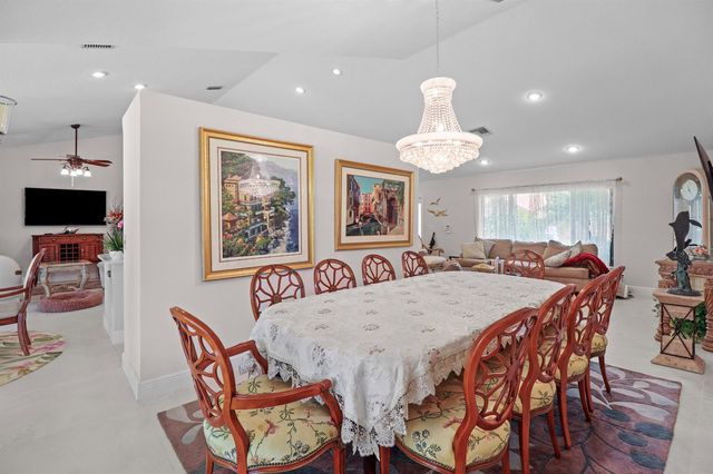 9260 Laurel Green Drive, Boynton Beach, FL 33437