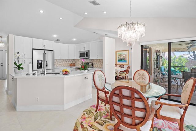 9260 Laurel Green Drive, Boynton Beach, FL 33437