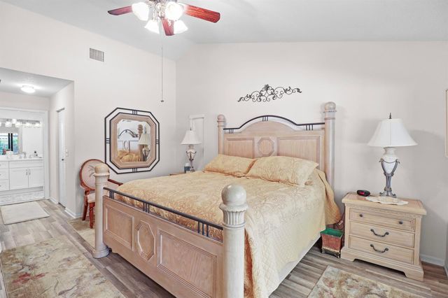 9260 Laurel Green Drive, Boynton Beach, FL 33437