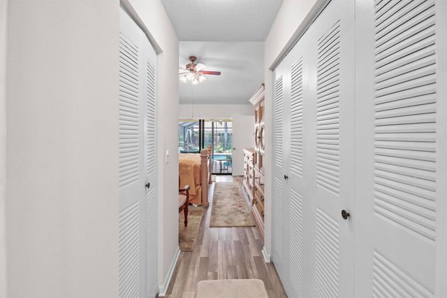 9260 Laurel Green Drive, Boynton Beach, FL 33437