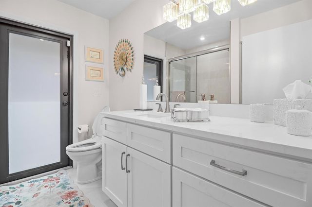 9260 Laurel Green Drive, Boynton Beach, FL 33437