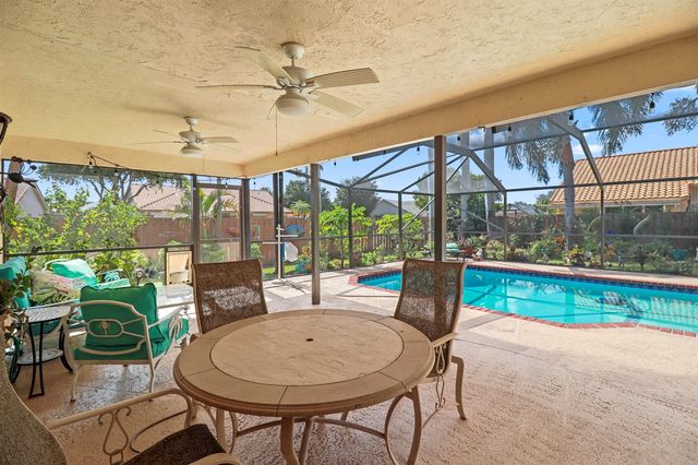 9260 Laurel Green Drive, Boynton Beach, FL 33437