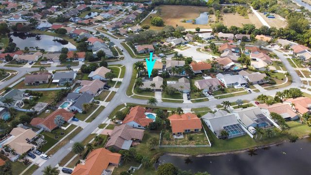 9260 Laurel Green Drive, Boynton Beach, FL 33437