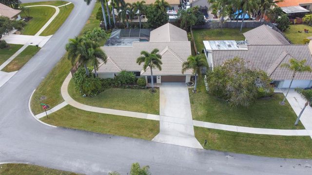9260 Laurel Green Drive, Boynton Beach, FL 33437