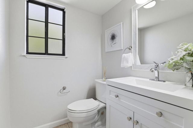 1560 Chihong Drive, San Jose, CA 95131