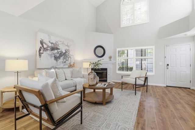 1560 Chihong Drive, San Jose, CA 95131