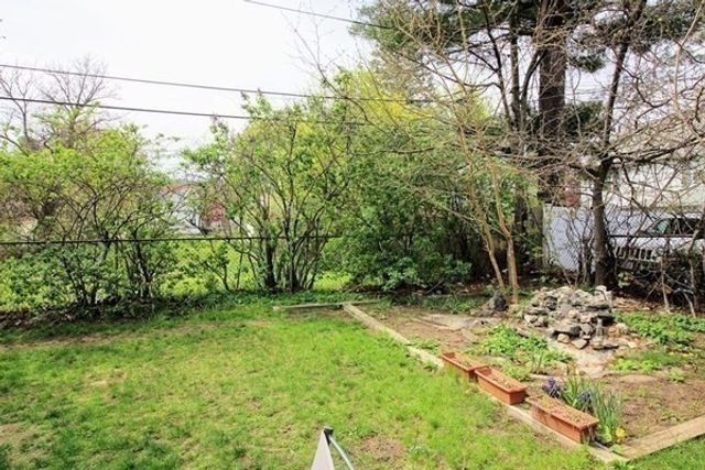 111 Lakewood Street, Worcester, MA 01603