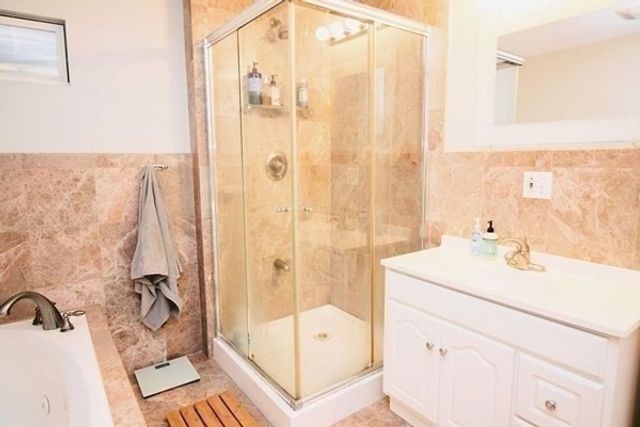 111 Lakewood Street, Worcester, MA 01603