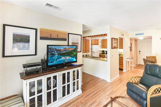 1524 Wood Ave 314, St Simons Island, GA 31522