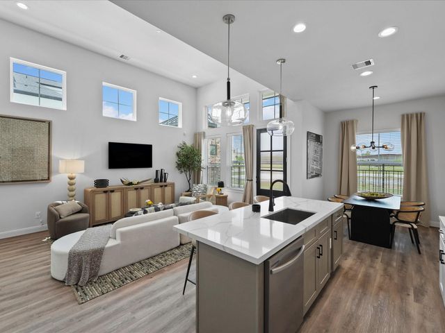 9218 Washington Heights Street, Houston, TX 77063