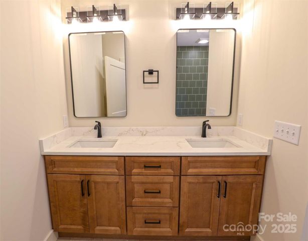 148 Oakdale Drive, Morganton, NC 28655