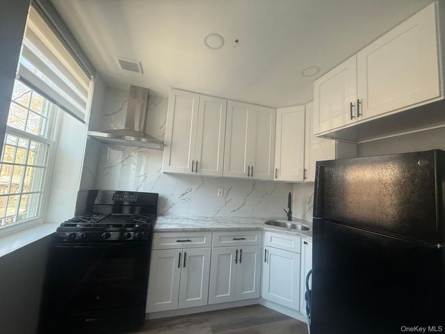 181 Hale Avenue, Brooklyn, NY 11208