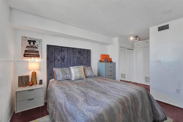 102 SW 6th Ave 305, Miami, FL 33130