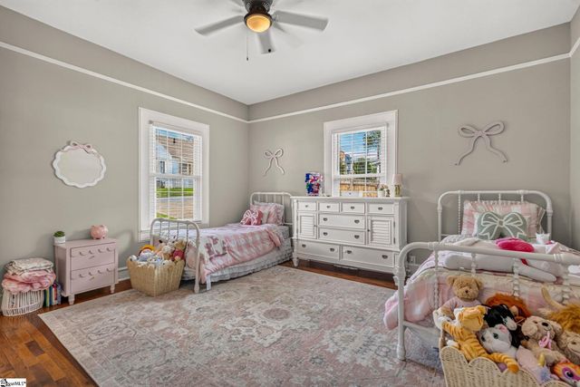 207 Woodside Circle, Simpsonville, SC 29681