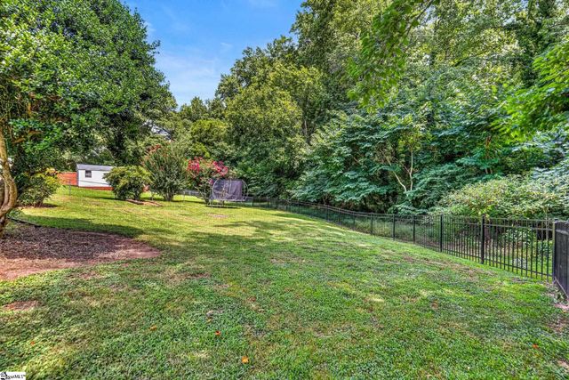 207 Woodside Circle, Simpsonville, SC 29681
