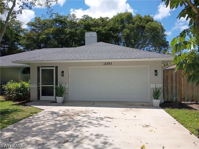 12393 Londonderry LN, Bonita Springs, FL 34135