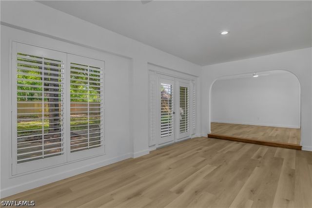 12393 Londonderry LN, Bonita Springs, FL 34135