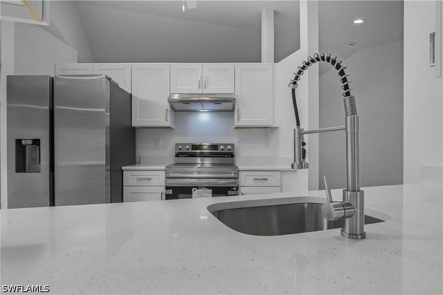 12393 Londonderry LN, Bonita Springs, FL 34135